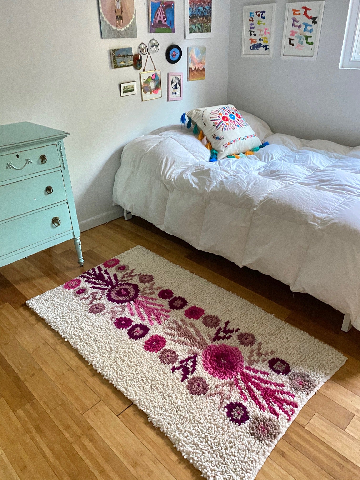 Small Wool shag rug floral pinks